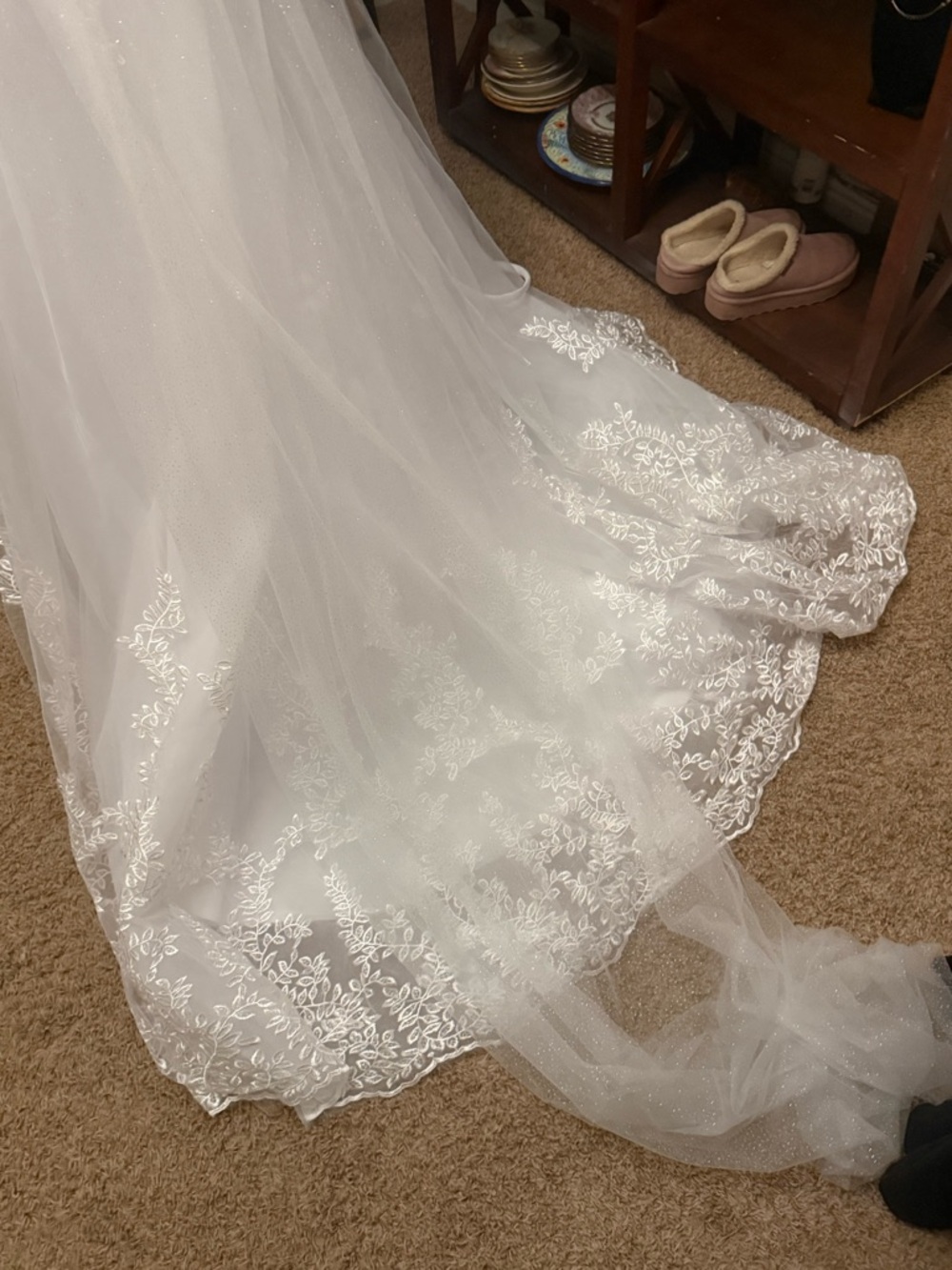 Source Unknown White Lace Wedding Dress with Tulle Train - Picture 9 of 11